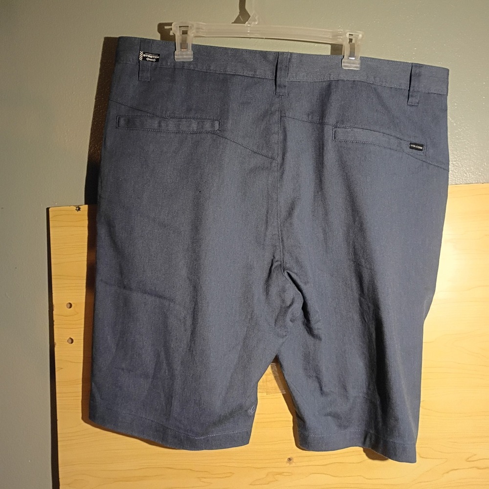 Volcom Shorts, Men Size 40 Blue Vmonty Stretch 22 Heathered Skater Chino
